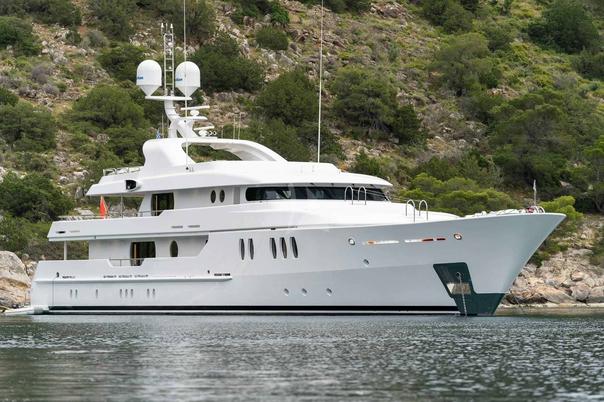 JAZ - ext | Drivas Yachts