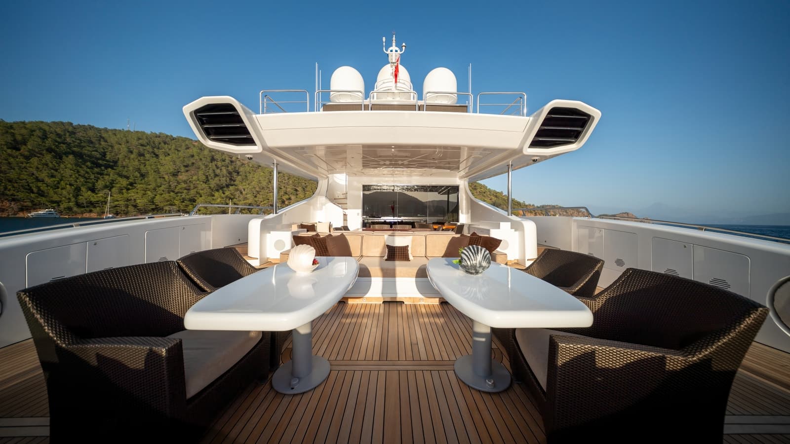 SEA PEARL - deck aft | Drivas Yachts