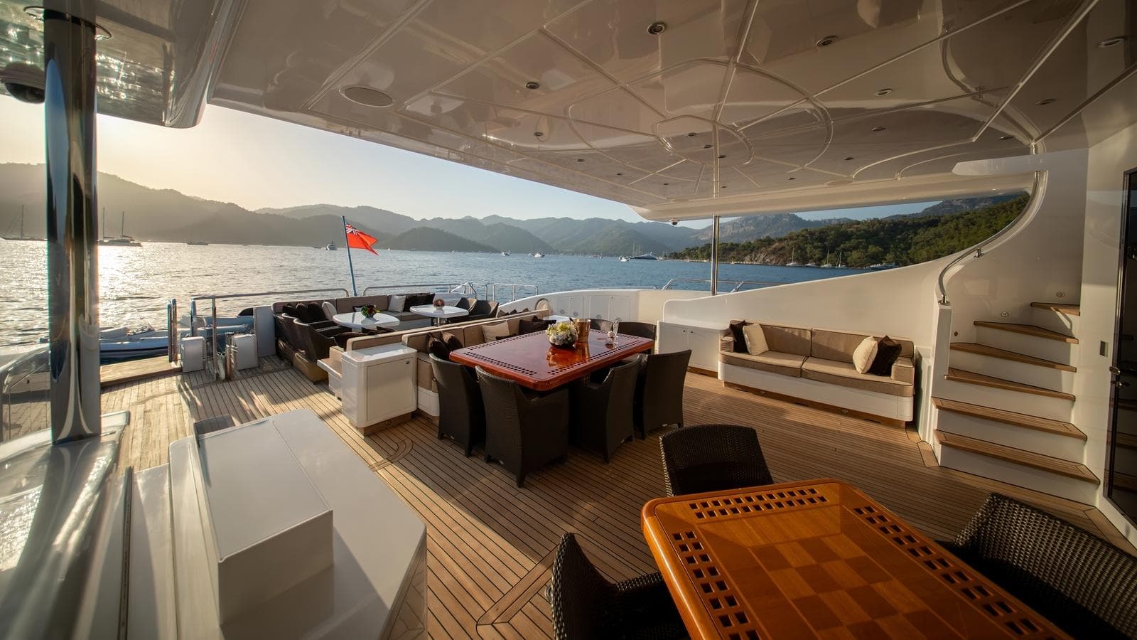 SEA PEARL - deck aft | Drivas Yachts
