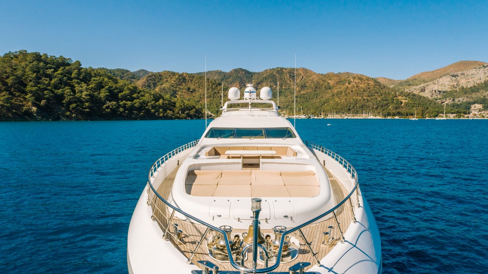 SEA PEARL - ext bow | Drivas Yachts