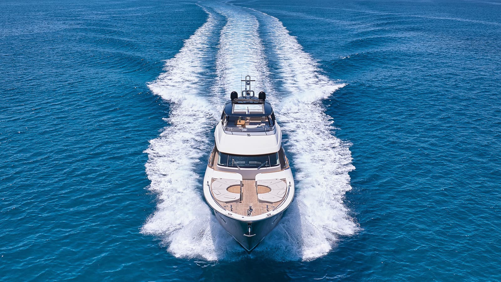 NAYLA - ext running | Drivas Yachts