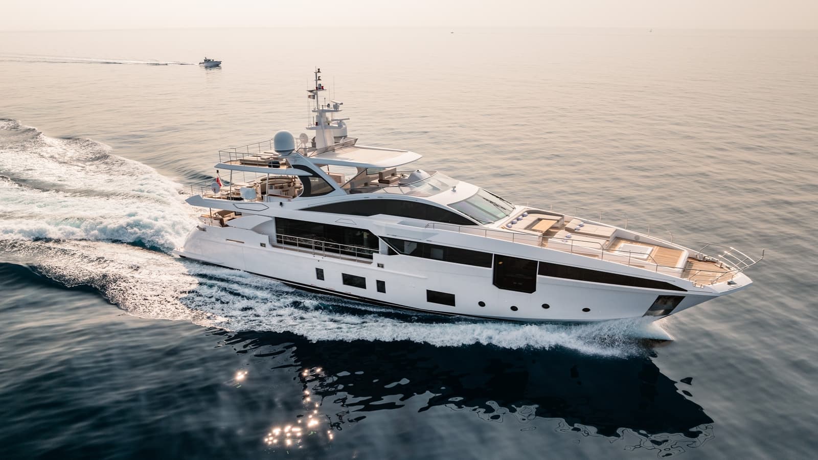 OWO - ext running | Drivas Yachts