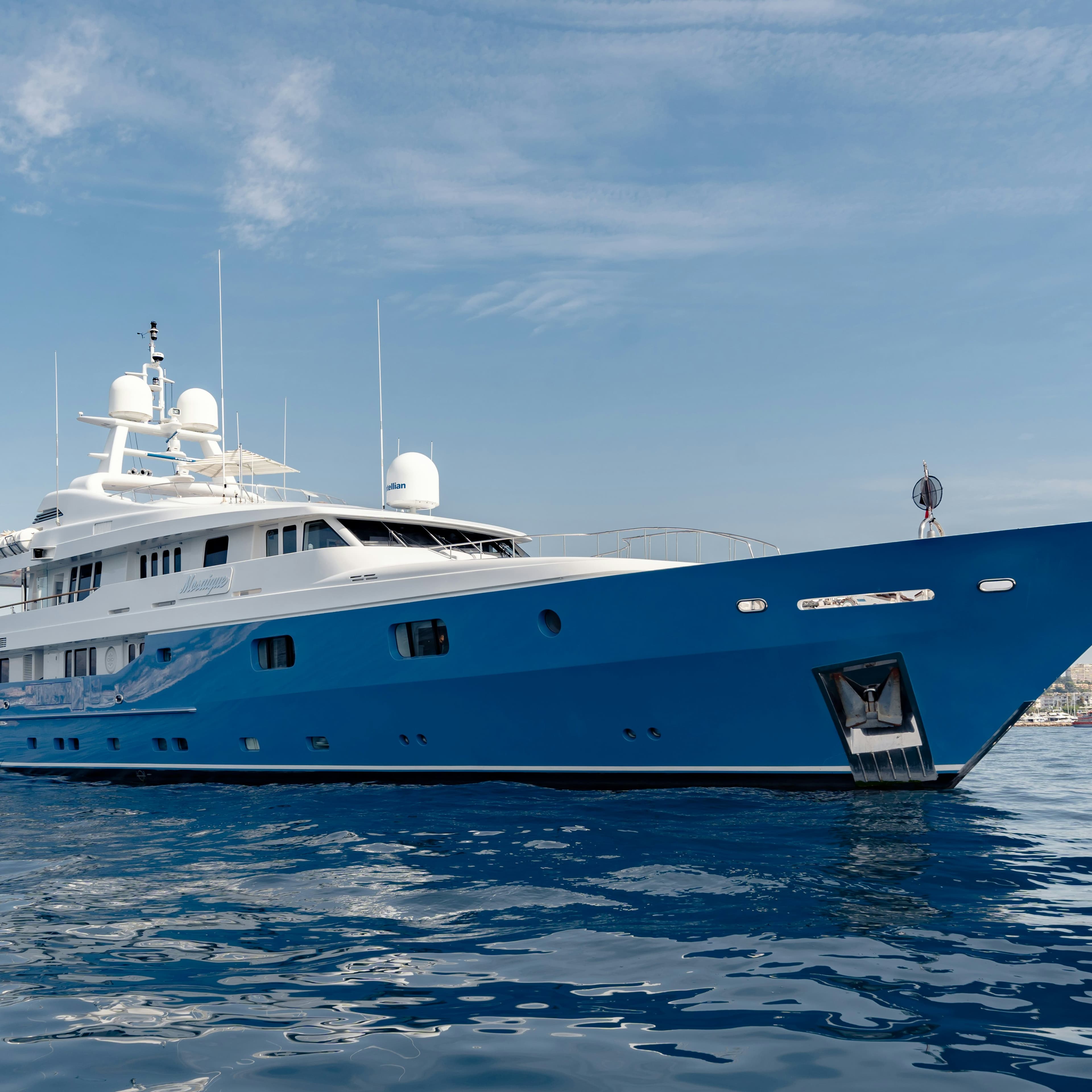 MOSAIQUE - ext stbd | Drivas Yachts