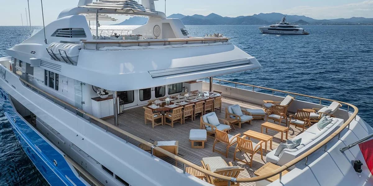 MOSAIQUE - ext stbd | Drivas Yachts