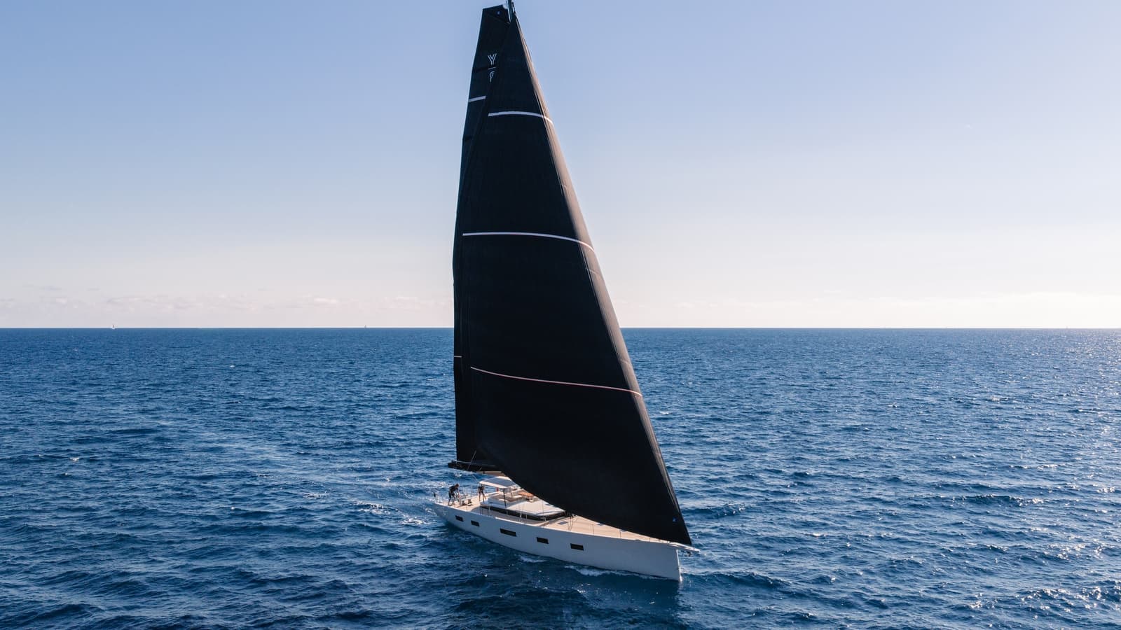 Yacht FITZROVIA 24m by YYachts
