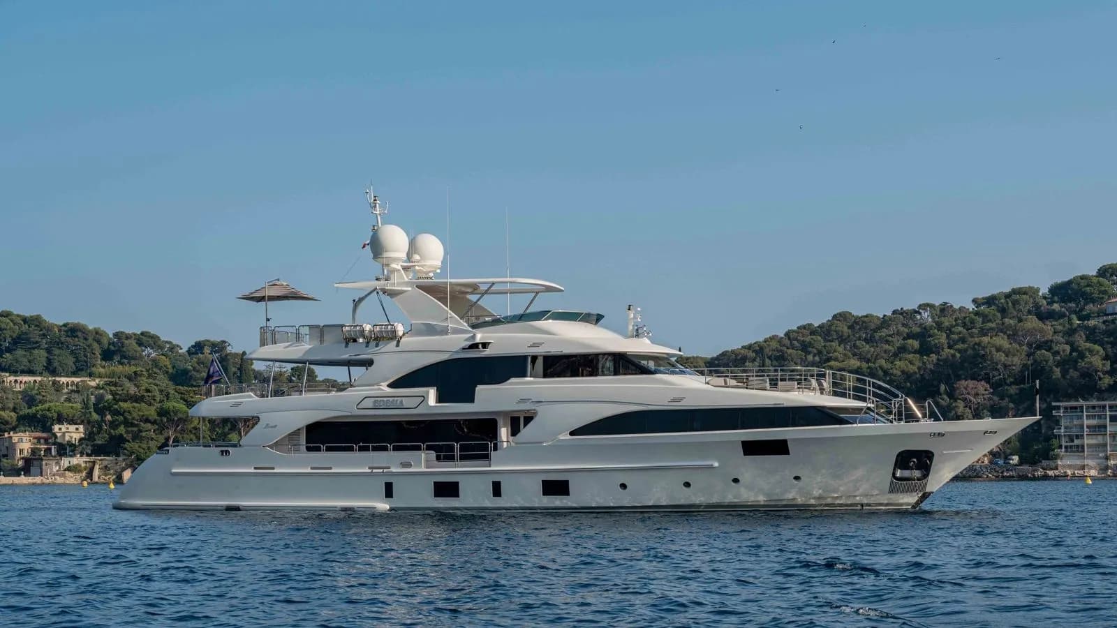 EDESIA - ext | Drivas Yachts