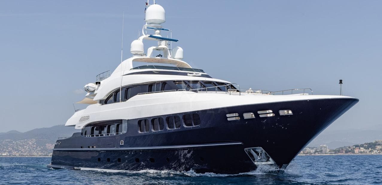 MY WAY V - ext stbd | Drivas Yachts
