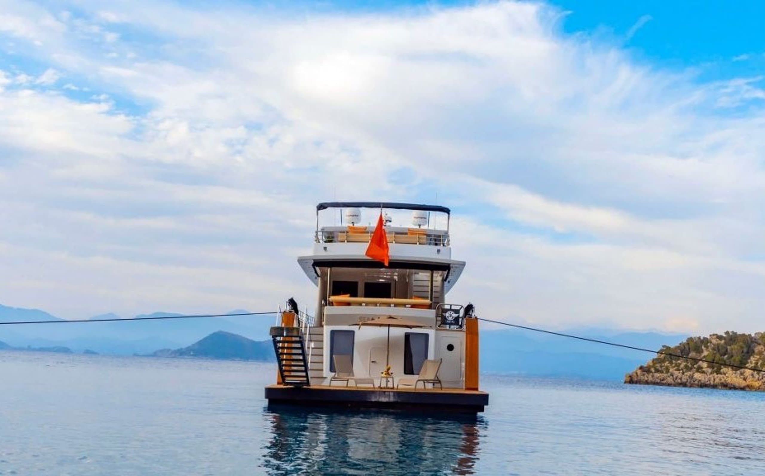 SIMAY M | Drivas Yachts