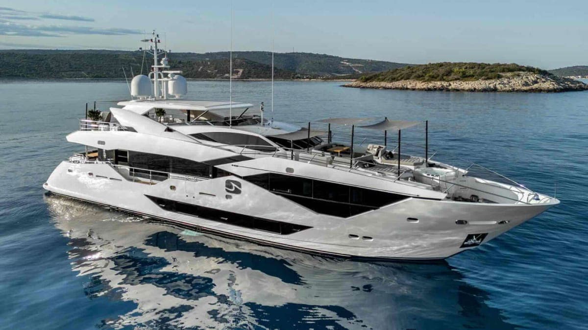 NOROADER - ext | Drivas Yachts