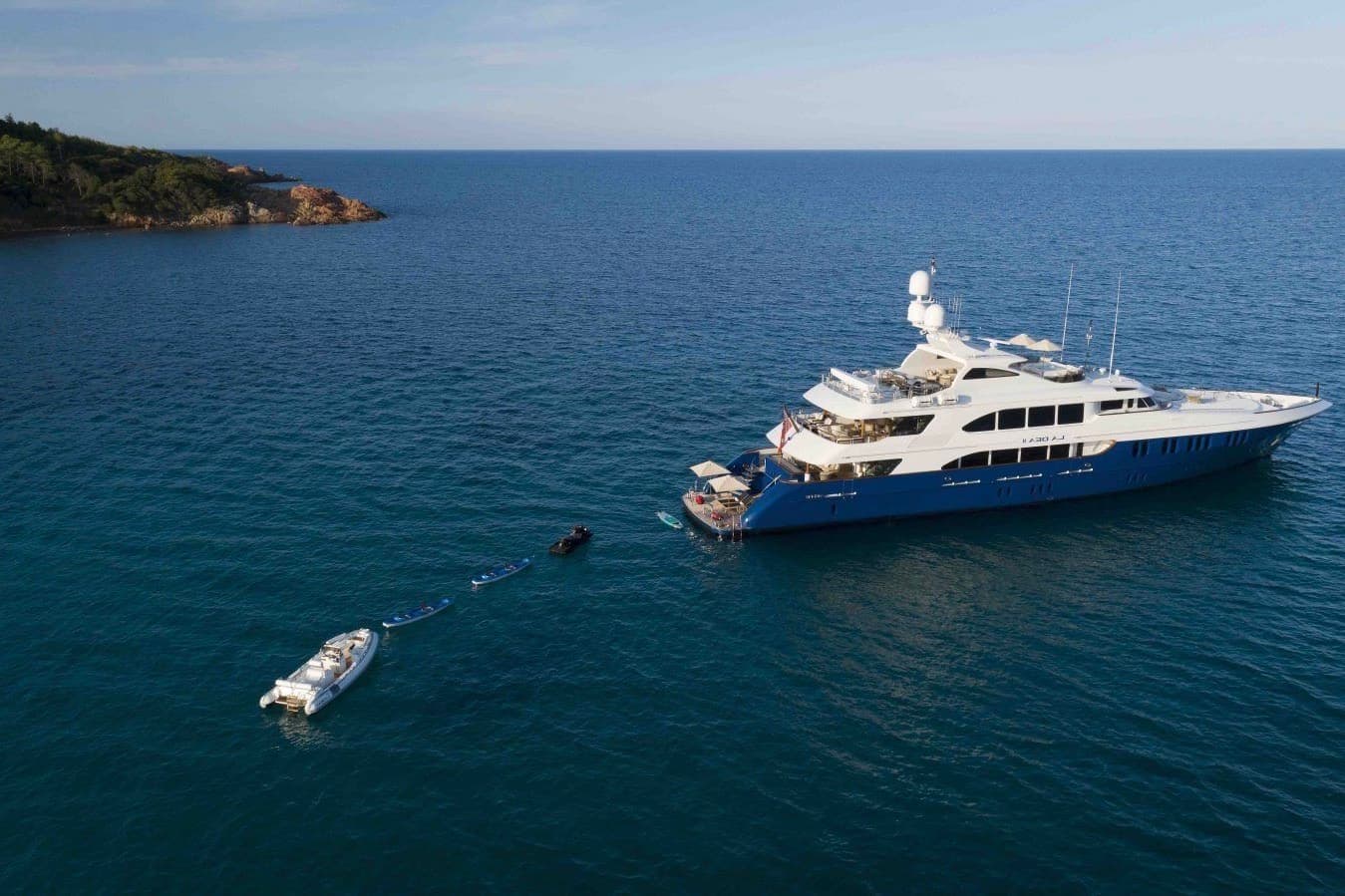 LA DEA II - aerial | Drivas Yachts