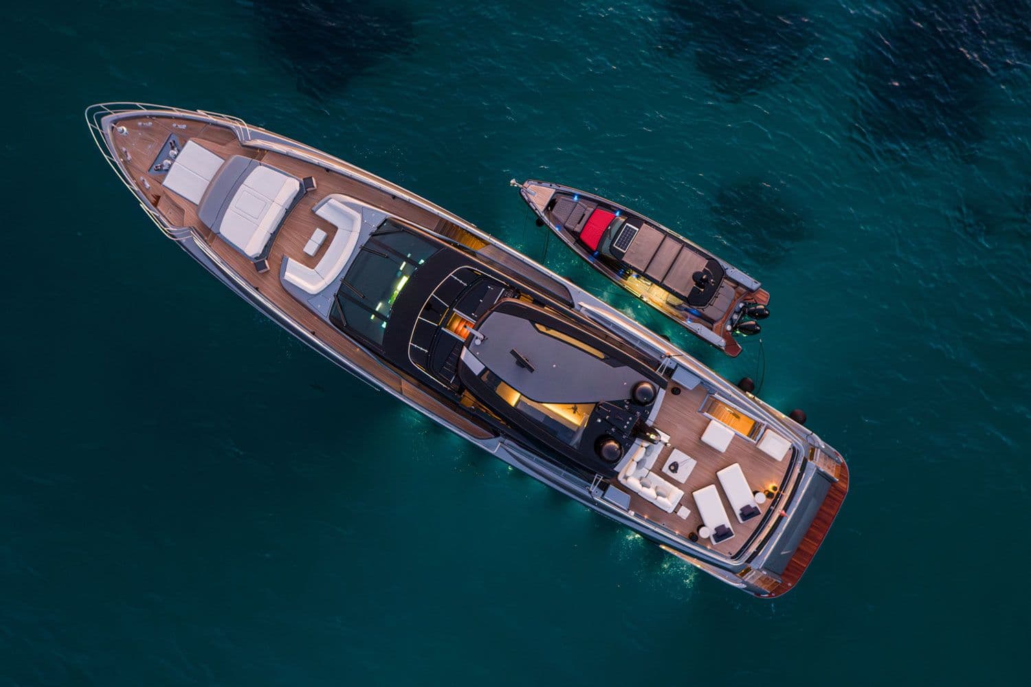 FIGURATI - aerial | Drivas Yachts