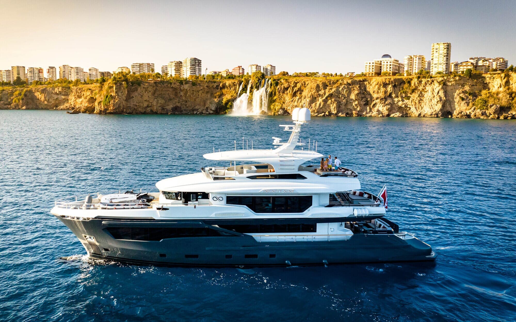 INFINITY NINE - ext stbd | Drivas Yachts