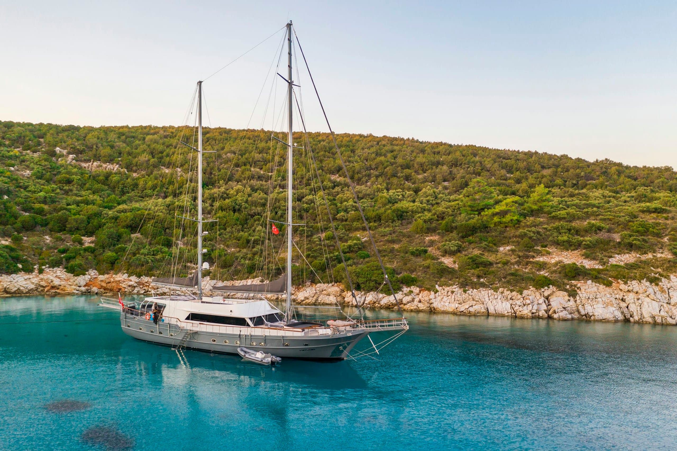 VIRTUOSO | Drivas Yachts