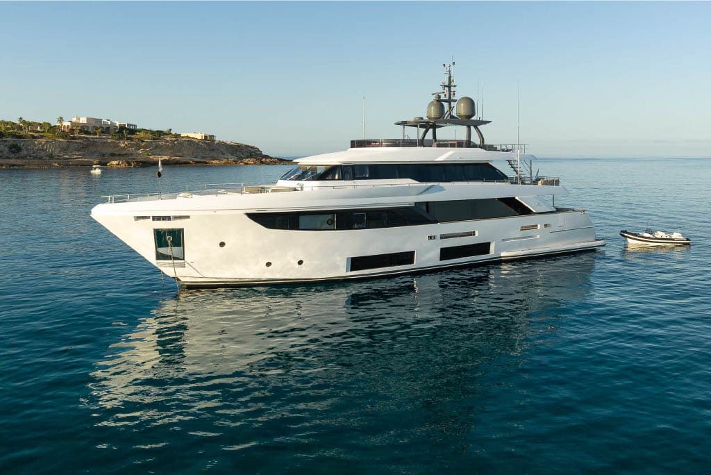 Motor yacht ACQUA 33m by Ferretti — photo 8