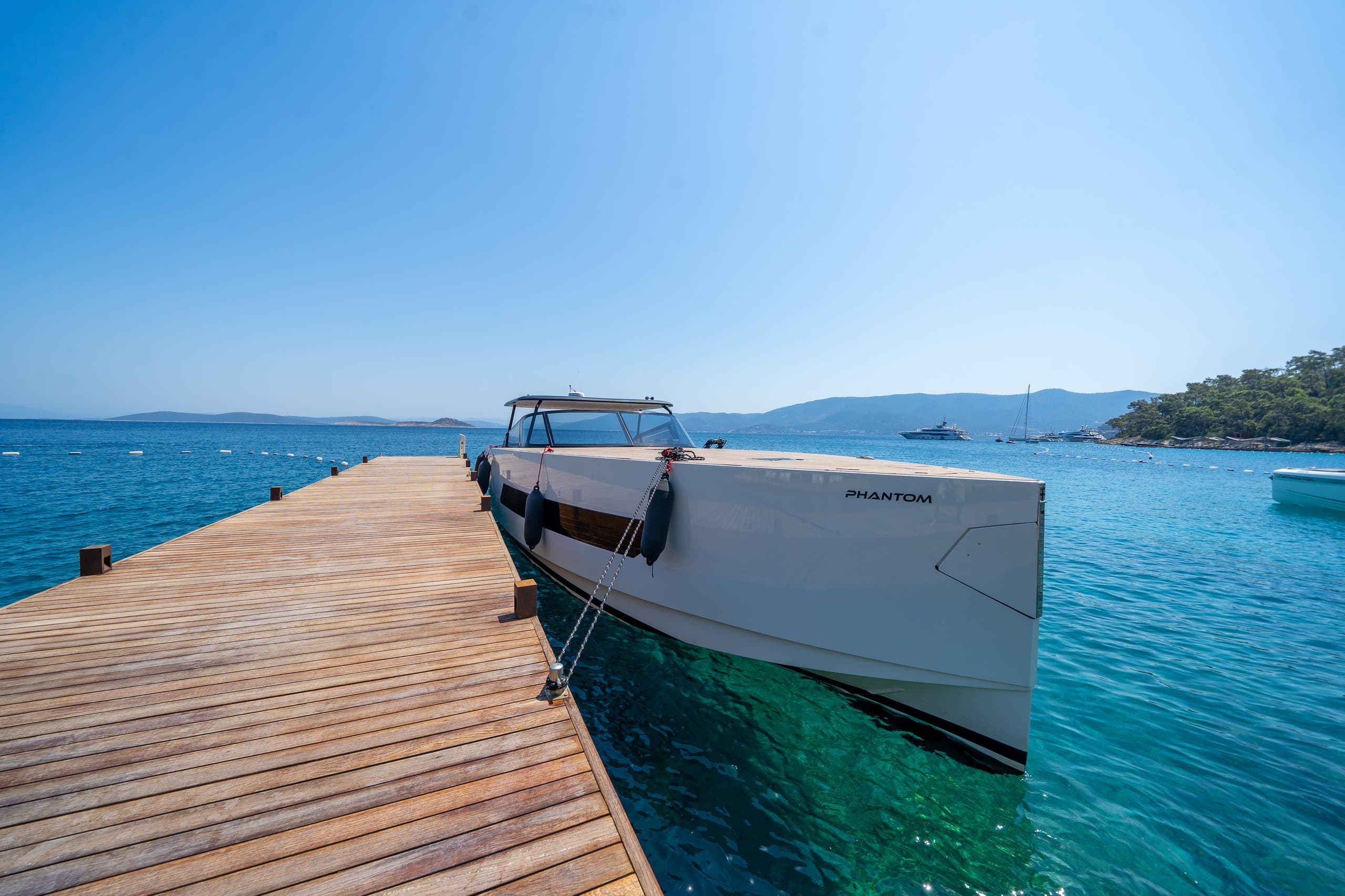 PHANTOM | Drivas Yachts