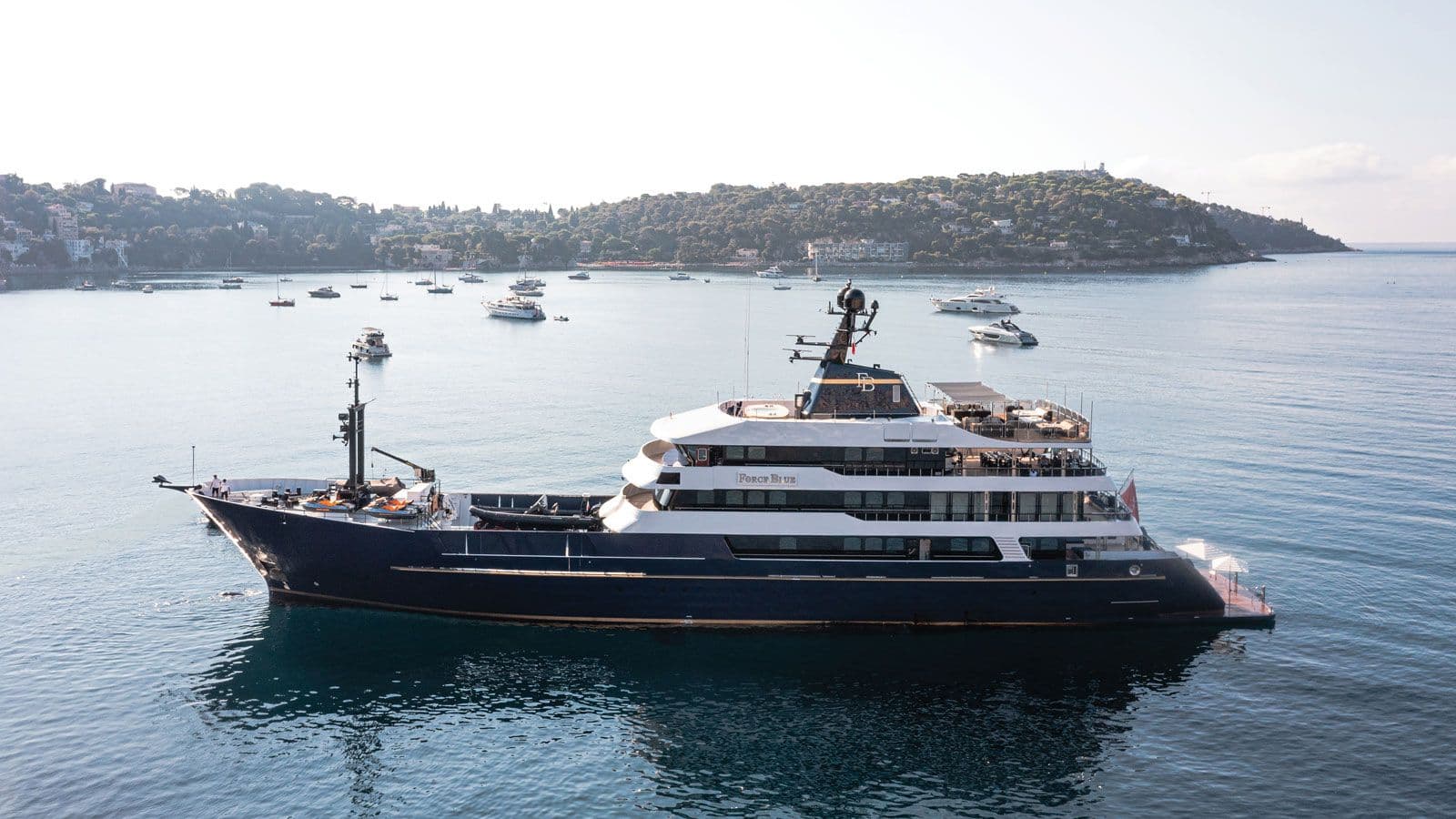 FORCE BLUE - ext | Drivas Yachts