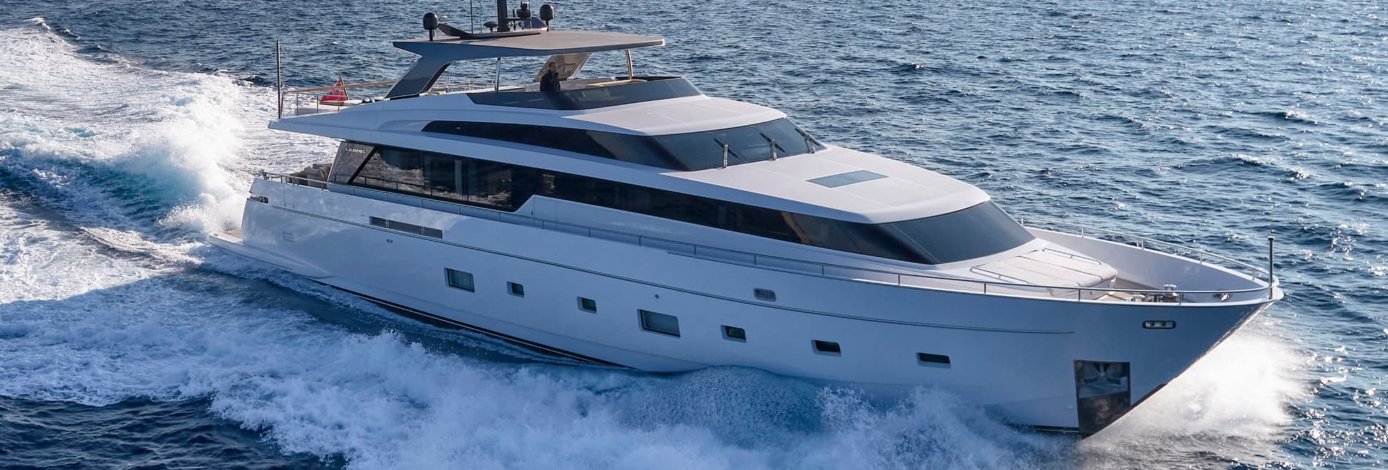 RARE DIAMOND - ext running | Drivas Yachts