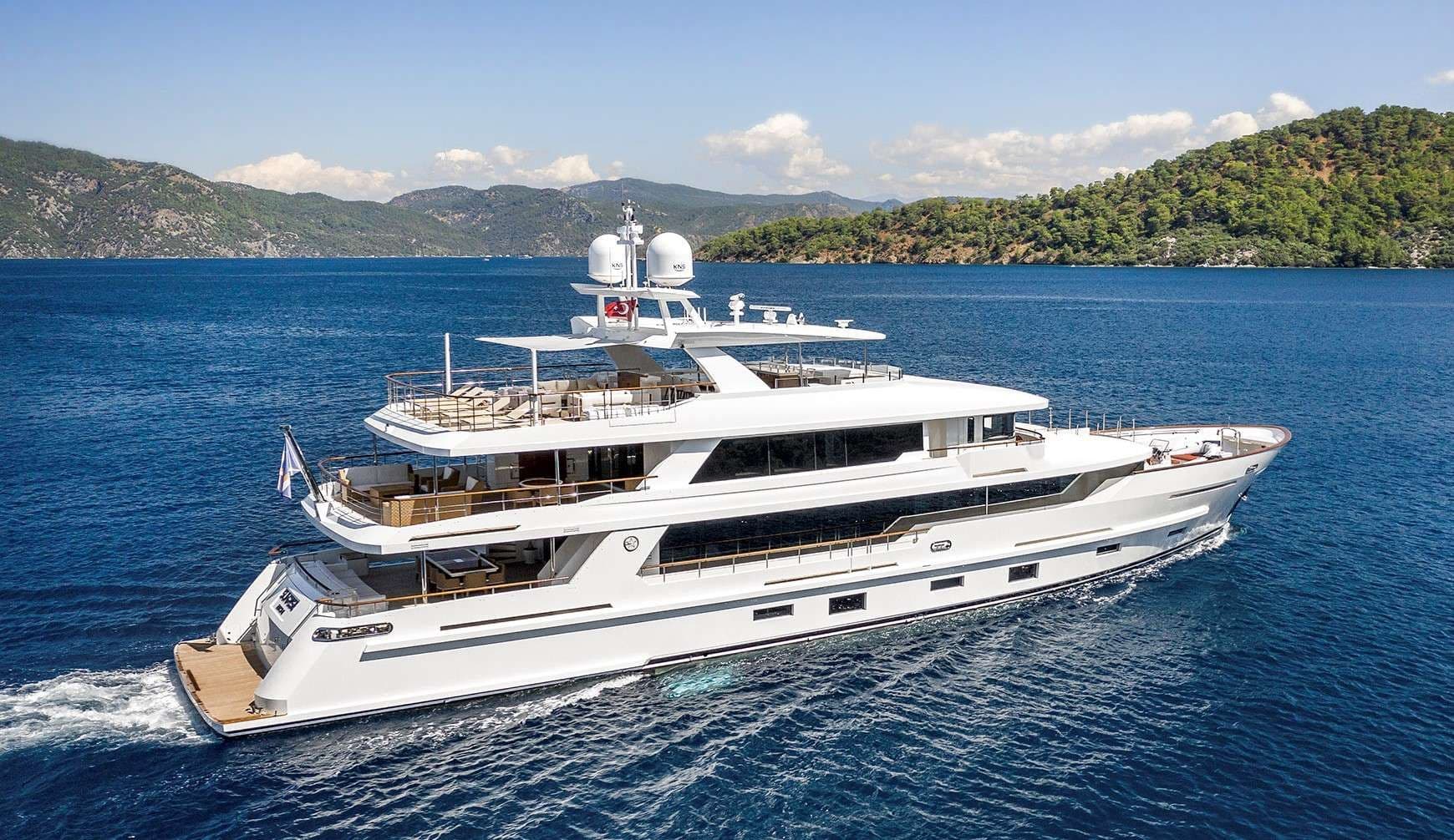 Motor yacht Sunrise 43m by Yildiz Shipyard — photo 3
