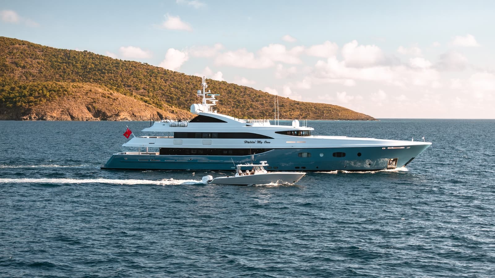 HOLDIN' MY OWN - ext port | Drivas Yachts