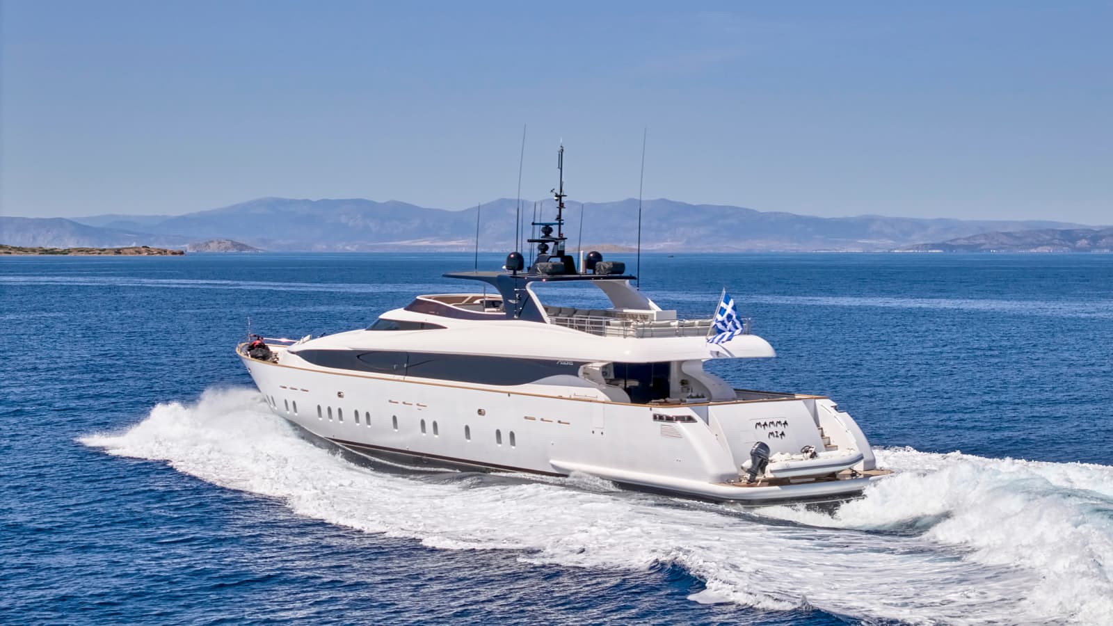 MAMMA MIA - ext running | Drivas Yachts