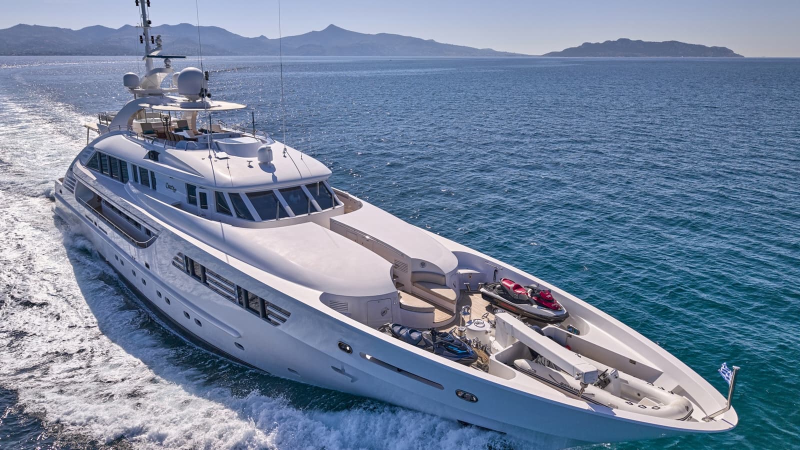 OASIS - ext running | Drivas Yachts