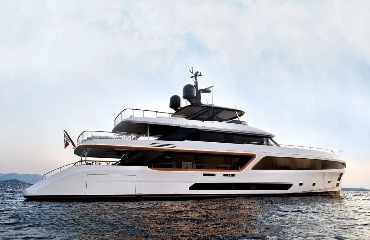 Alluria - ext | Drivas Yachts