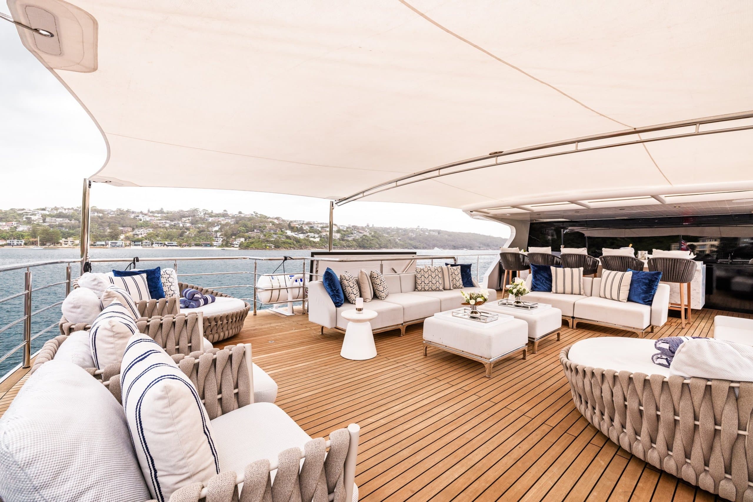 EVOLUTION | Drivas Yachts