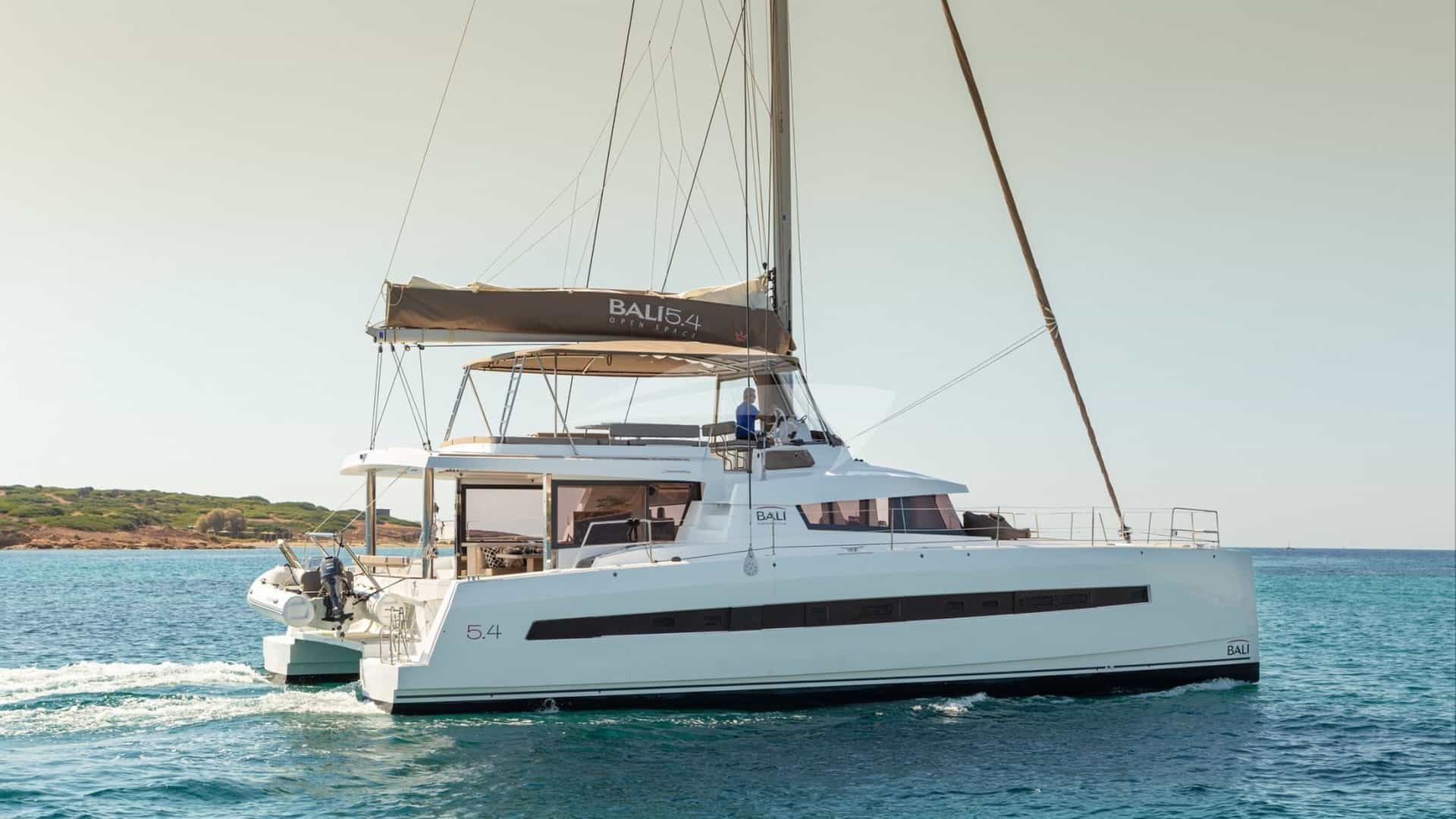 LICENSE TO CHILL - ext stbd | Drivas Yachts
