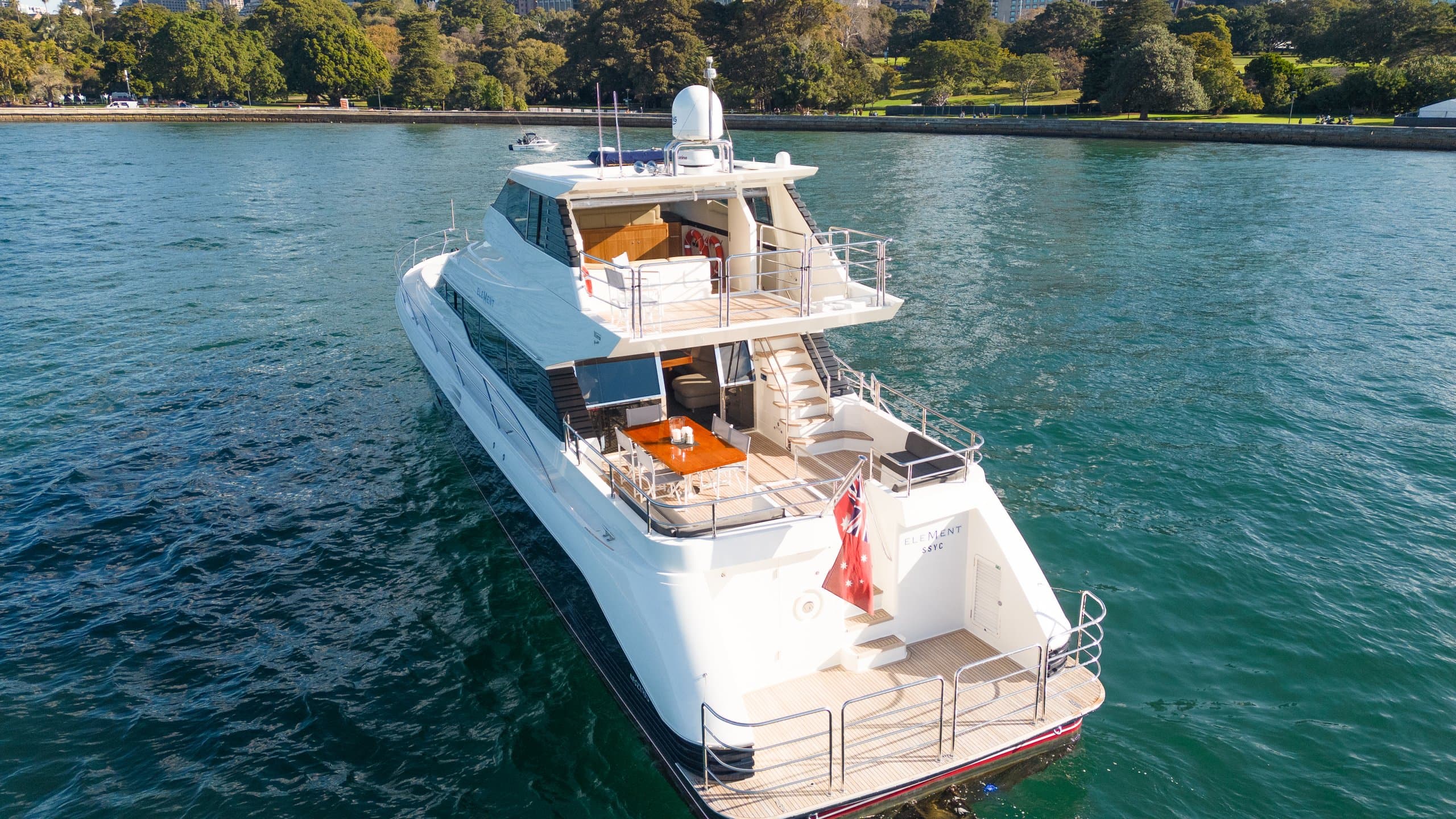 ELEMENT | Drivas Yachts