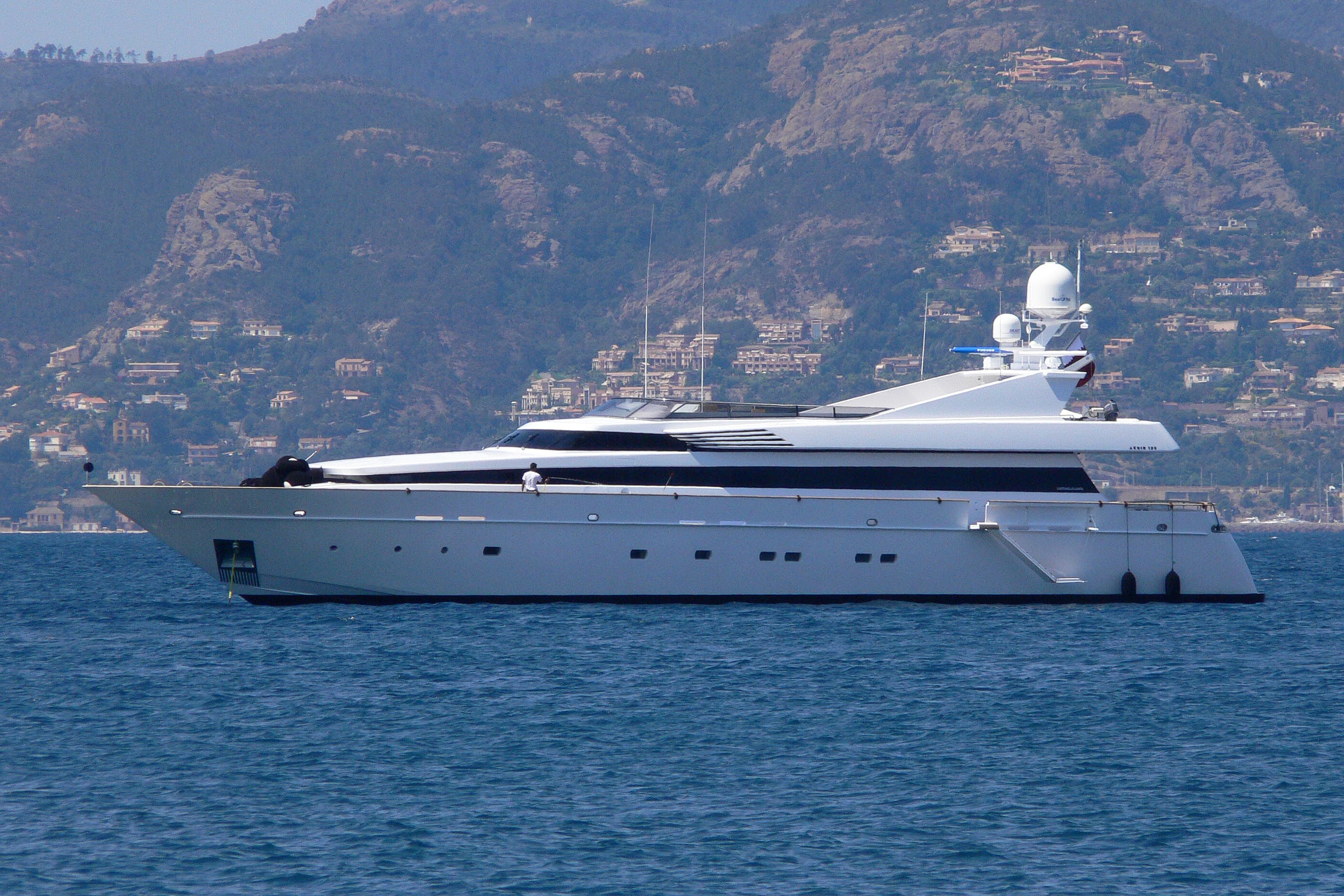 MABROUK - ext | Drivas Yachts