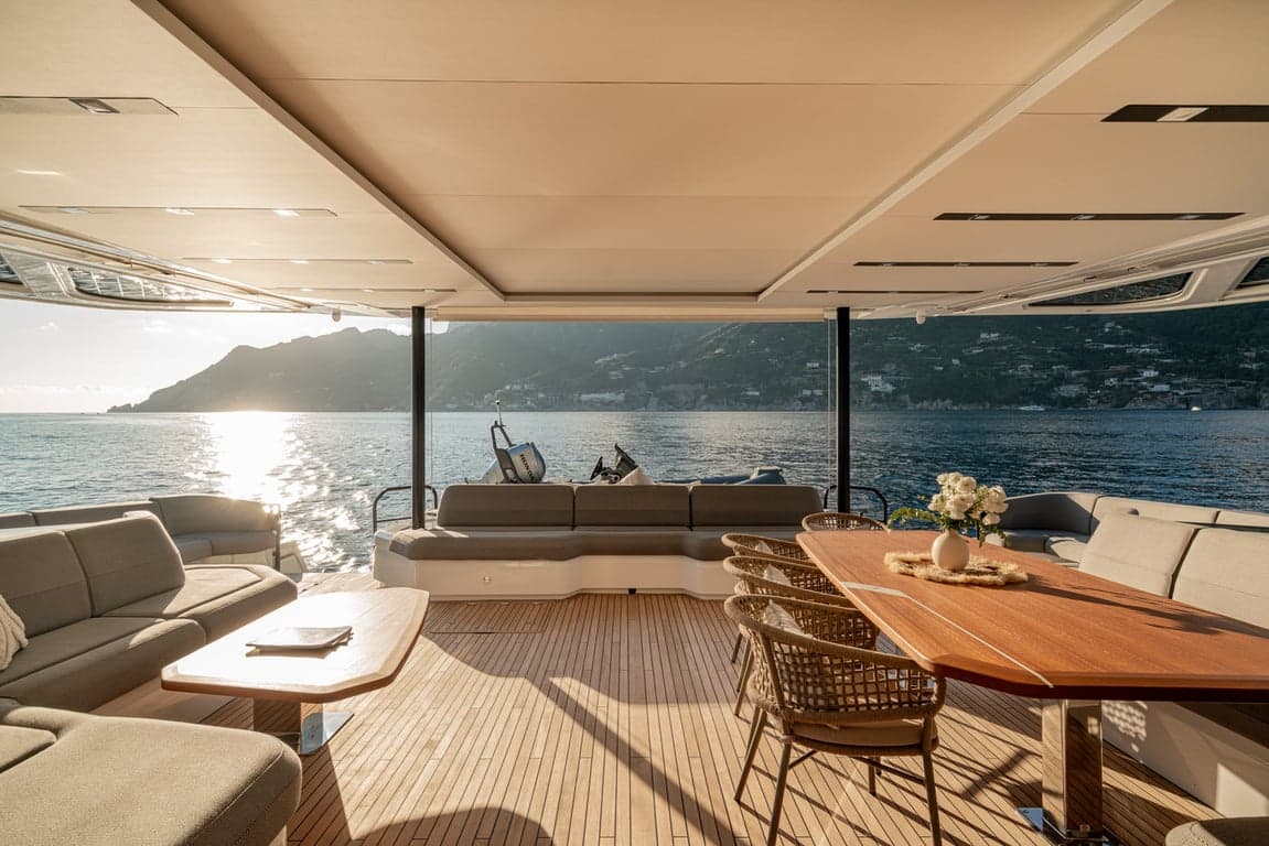 ANIMA - deck aft | Drivas Yachts