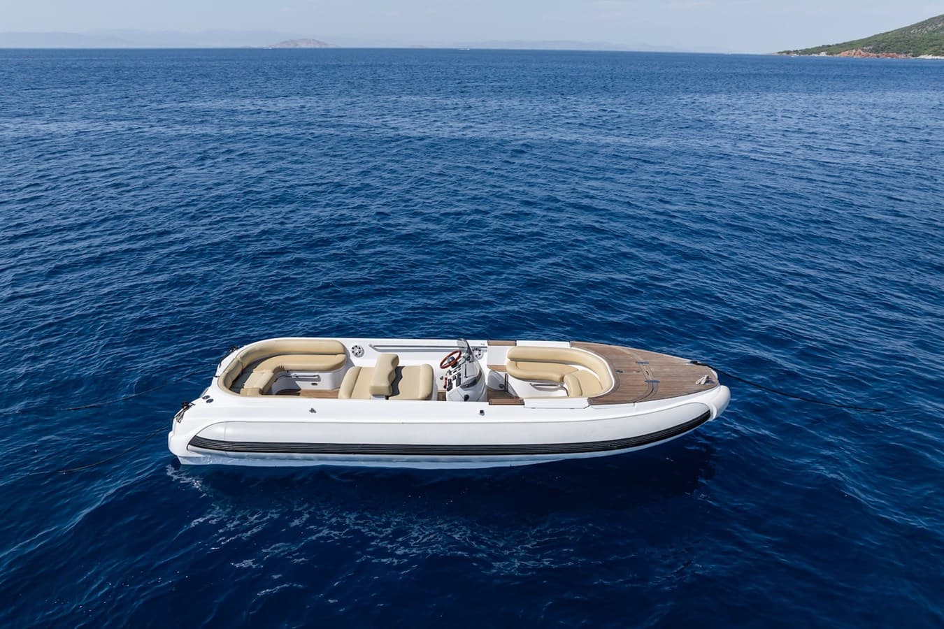 THE LANGLEY - aerial | Drivas Yachts