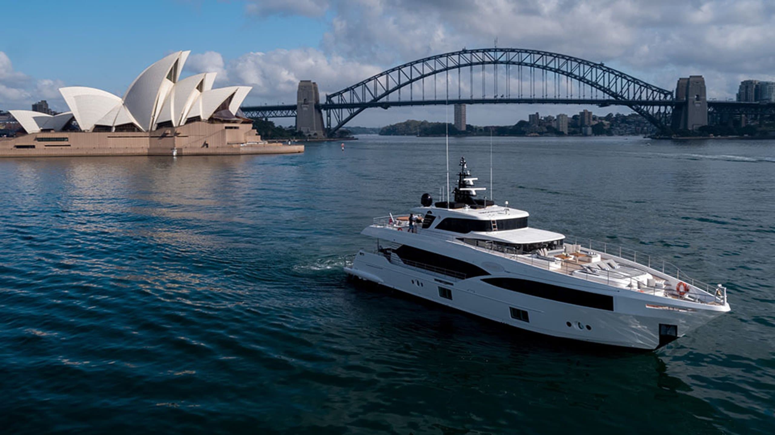 ONEWORLD | Drivas Yachts