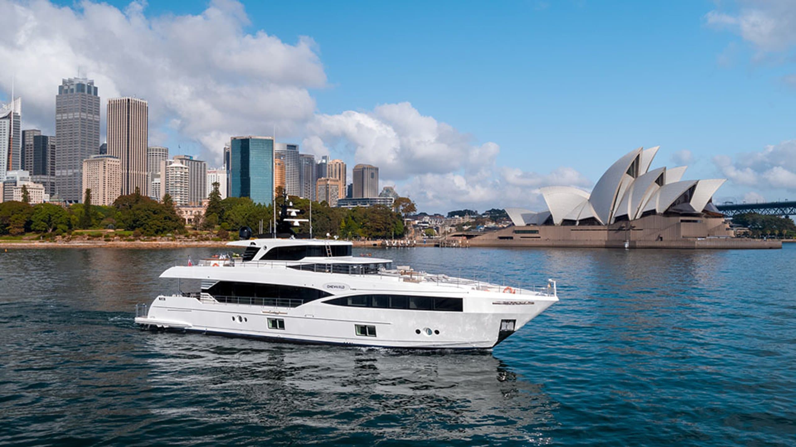 ONEWORLD | Drivas Yachts