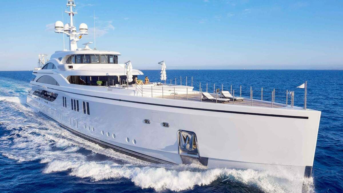 Motor yacht SOUNDWAVE 63m by Benetti — photo 3