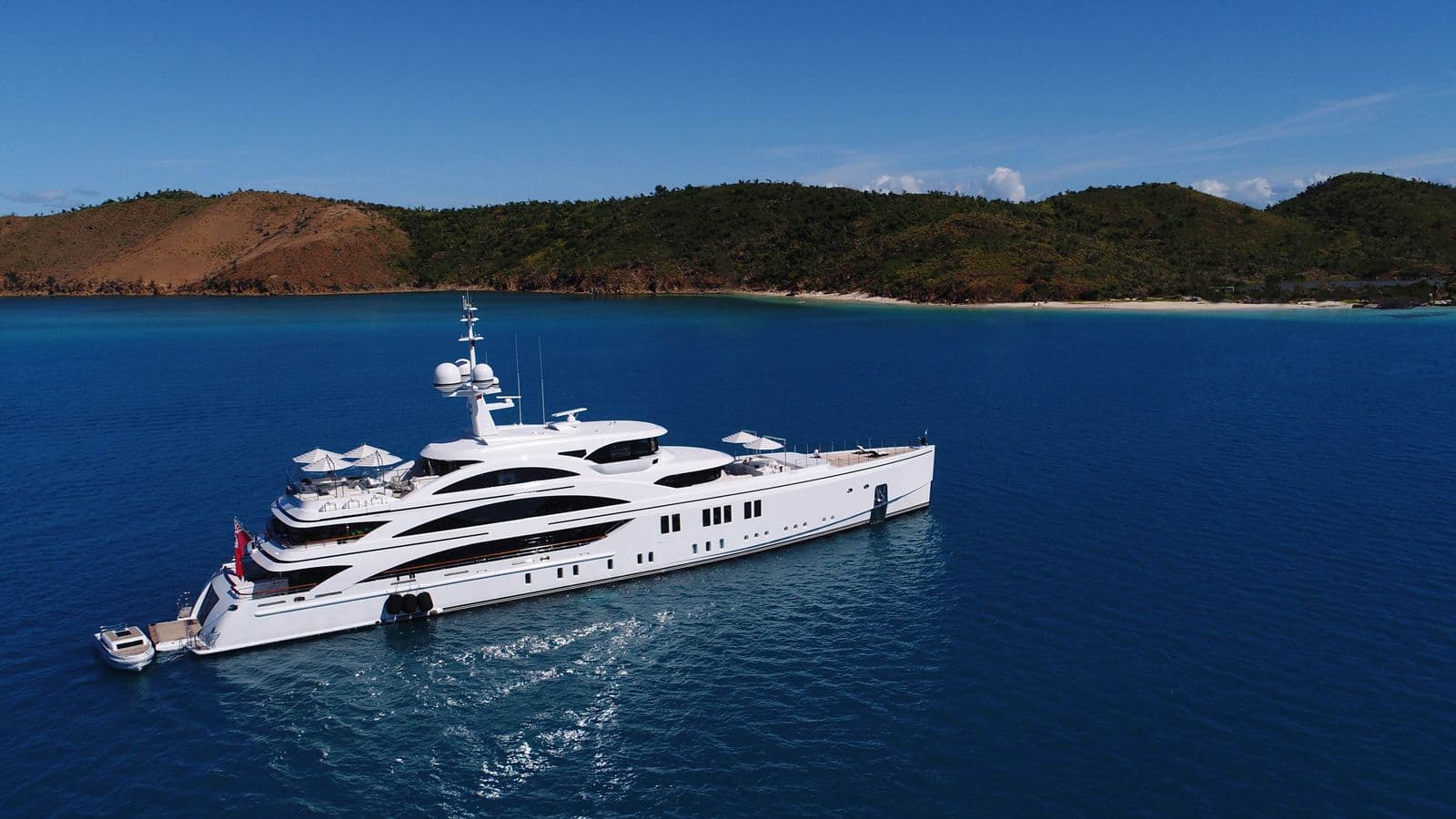 SOUNDWAVE - aerial | Drivas Yachts