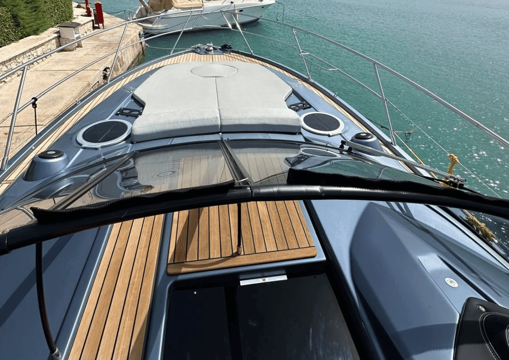 BERNUSH - ext bow | Drivas Yachts