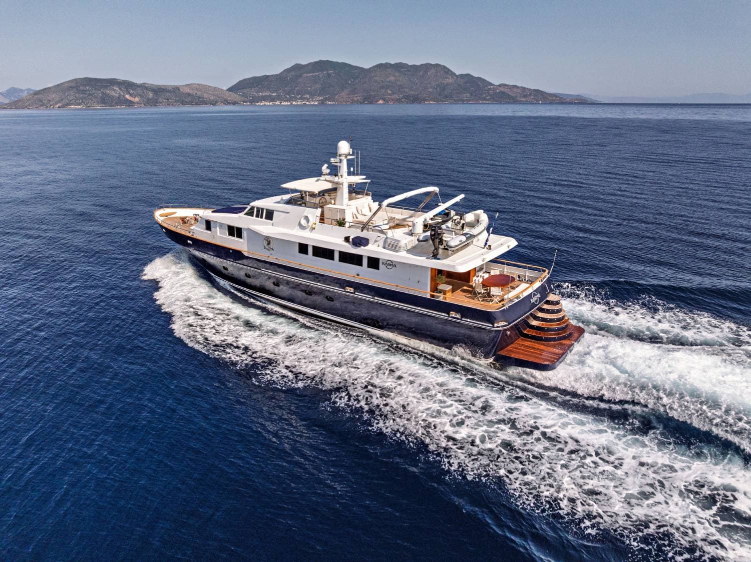 KARMA - ext running | Drivas Yachts
