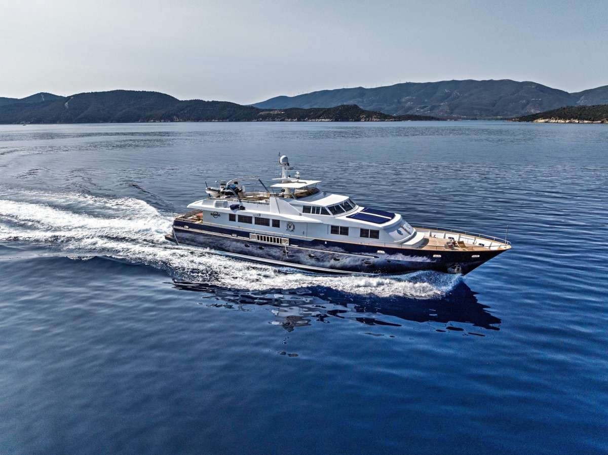 KARMA - ext running | Drivas Yachts