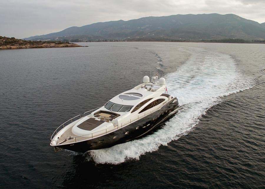 Motor yacht BLADE 6 28m by Sunseeker — photo 5