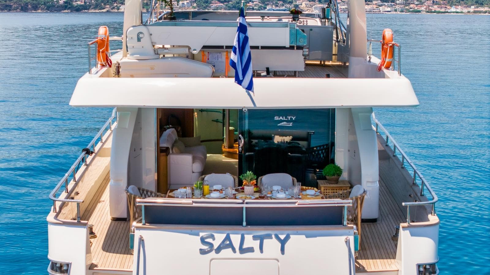 Motor yacht SALTY 23.8m by Alalunga — stern