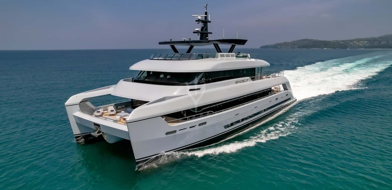 Motor yacht SPACECAT 35.9m by SilverYachts — photo 3