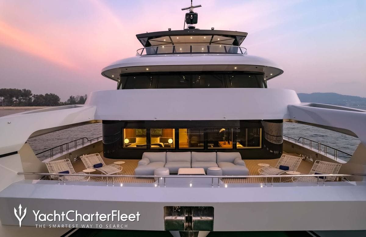 Motor yacht SPACECAT 35.9m by SilverYachts — photo 8
