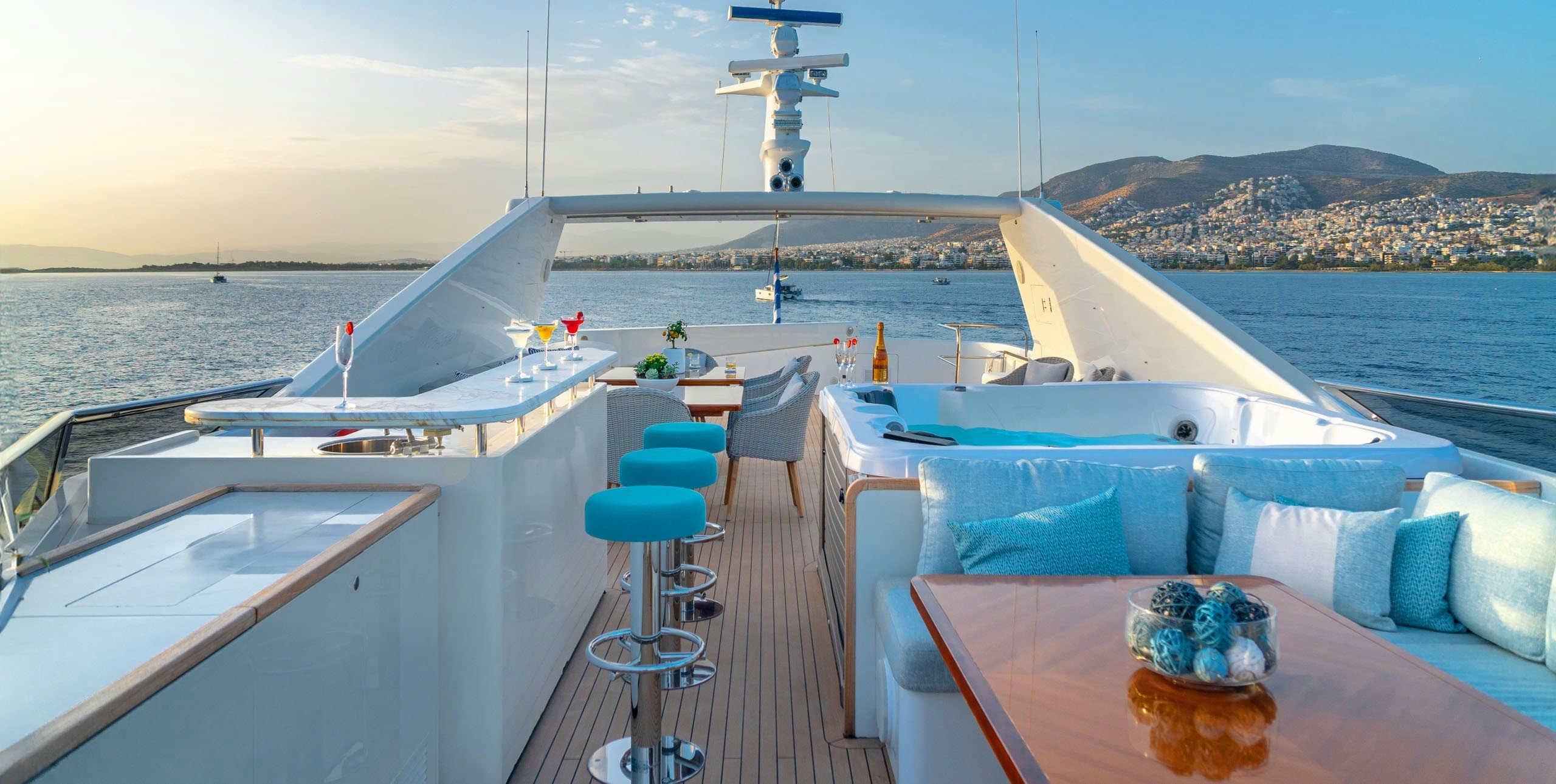 GLADIUS - deck fore | Drivas Yachts