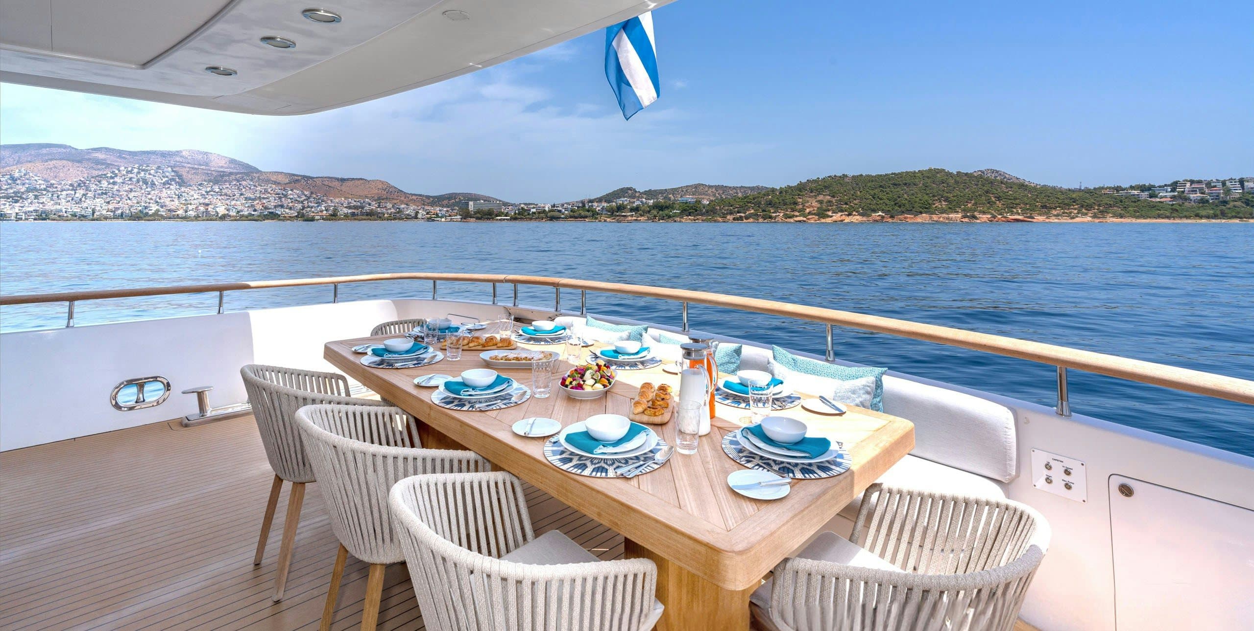 GLADIUS - deck fore | Drivas Yachts