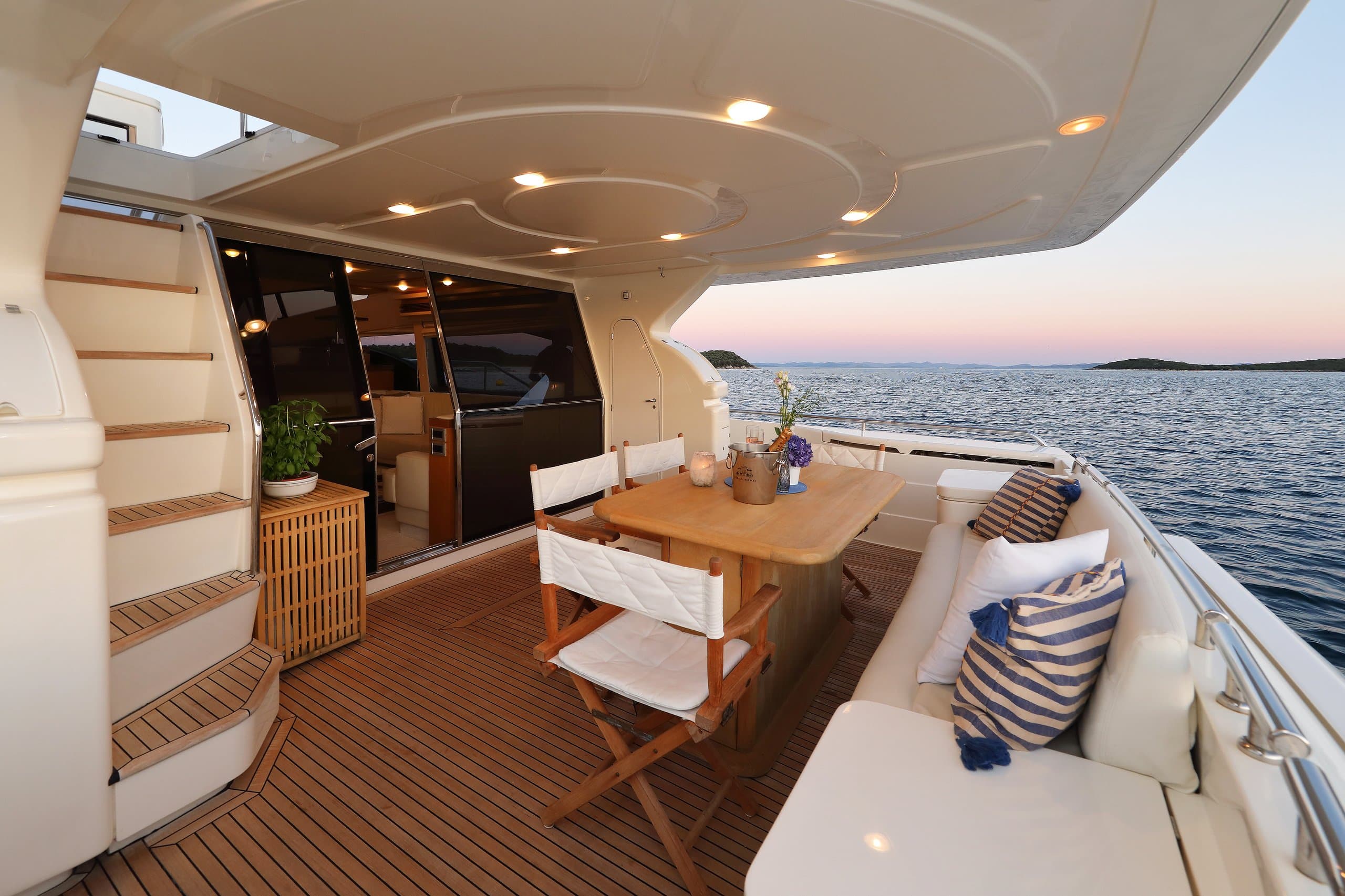 DOMENIQUE | Drivas Yachts