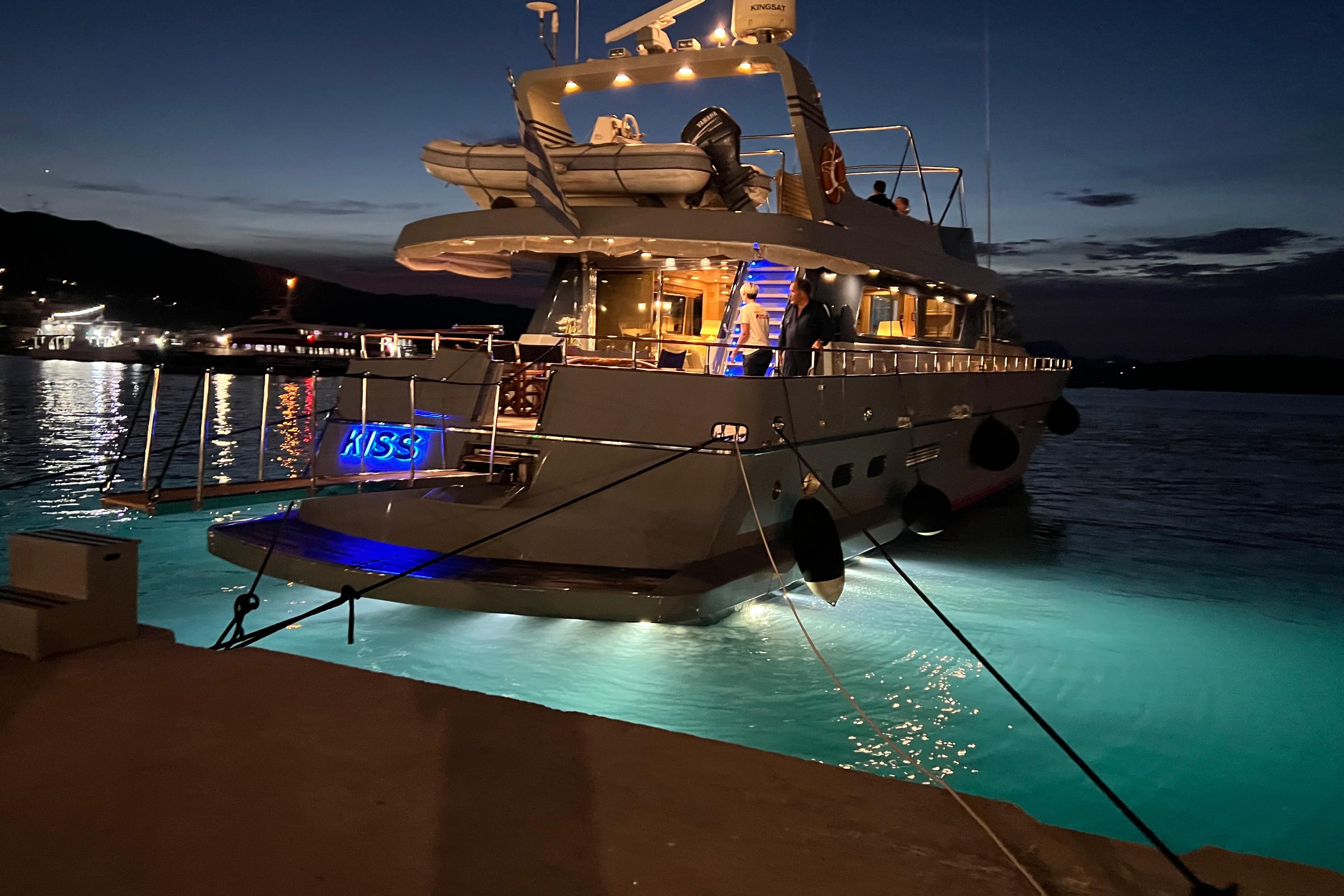 Motor yacht Kiss 27m by Canados — photo 2