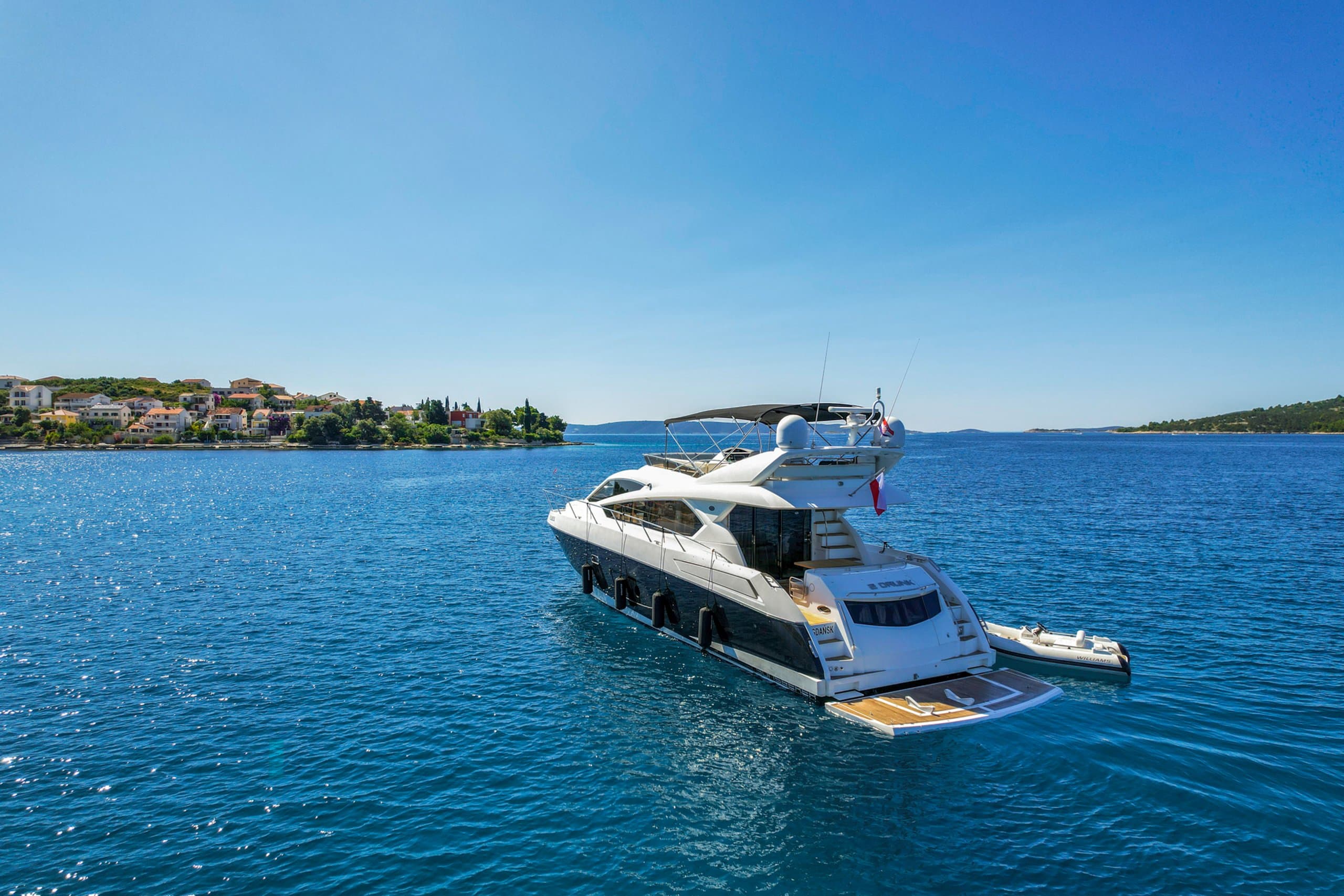 2 DRUNK | Drivas Yachts