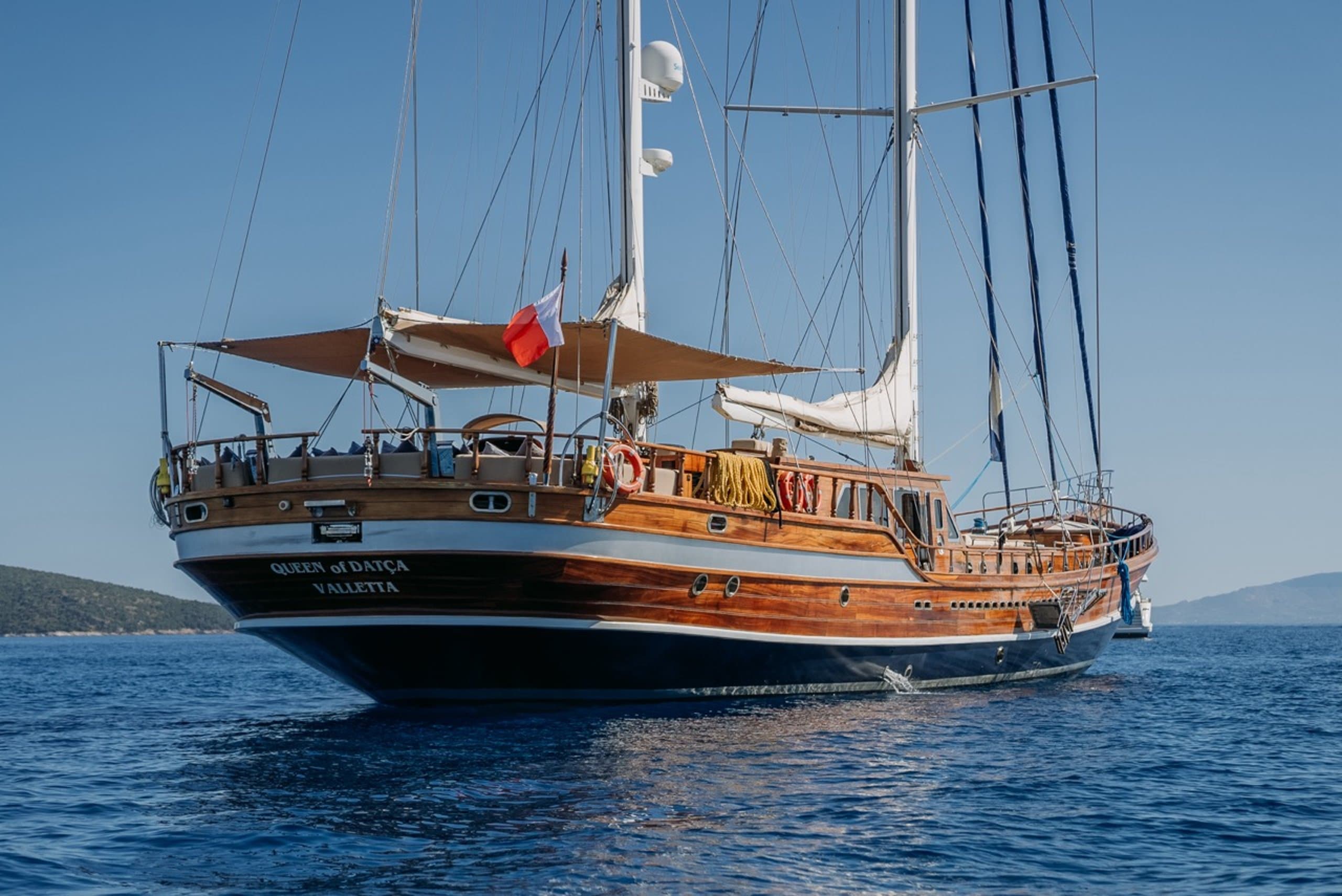QUEEN OF DATCA | Drivas Yachts