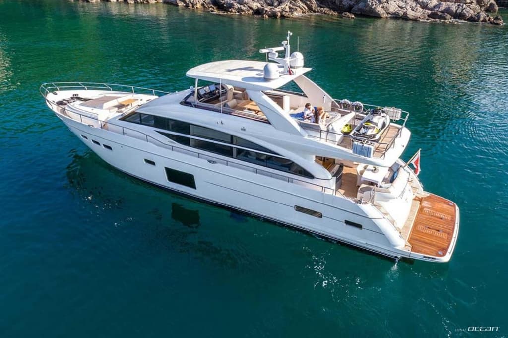 Larimar II - aerial | Drivas Yachts